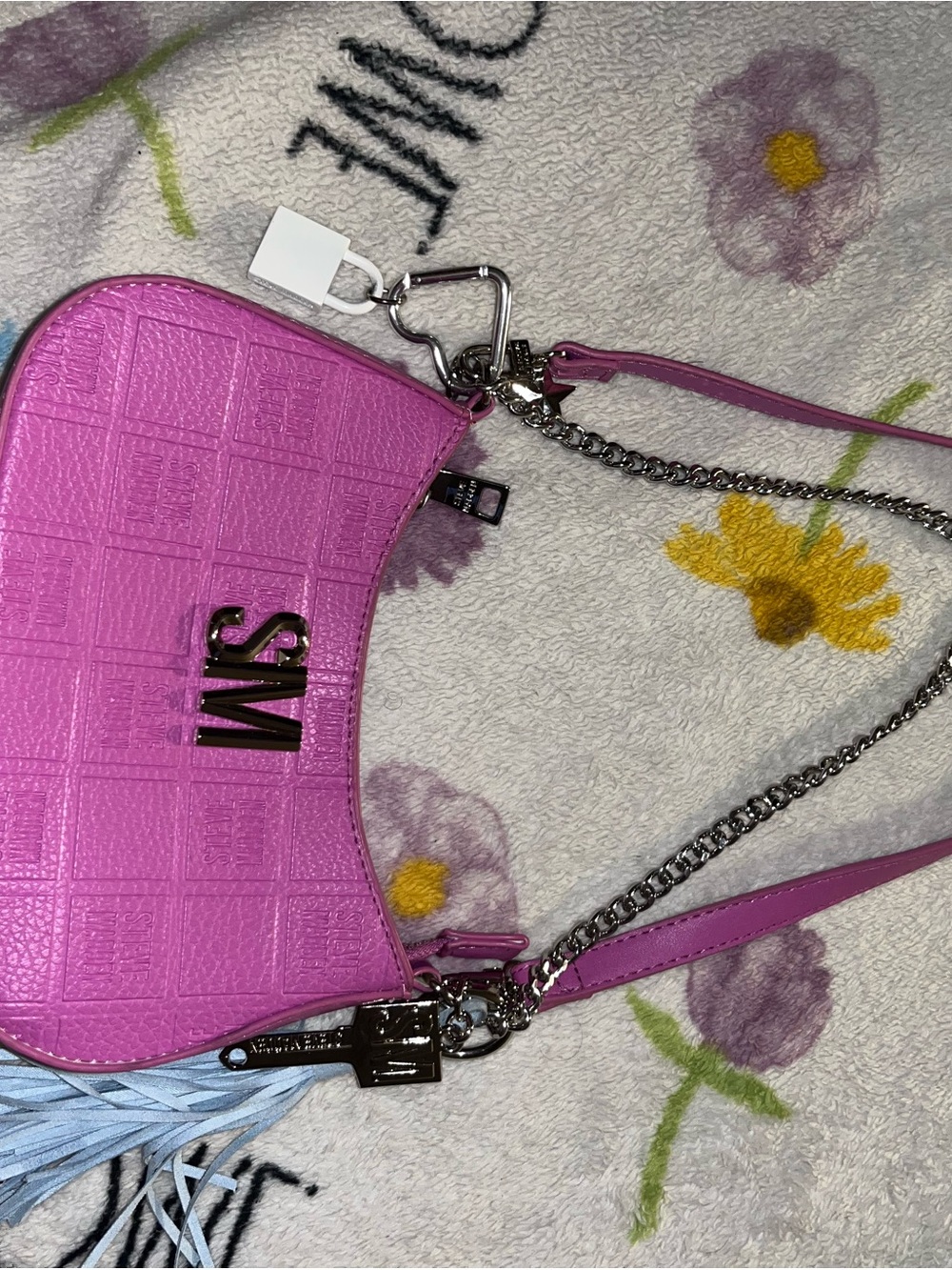 Steve Madden Fuchsia Textured Shoulder Bag with Chain Strap
